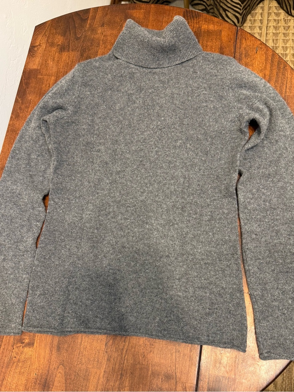Neiman Marcus Gray Turtleneck Cashmere Sweater